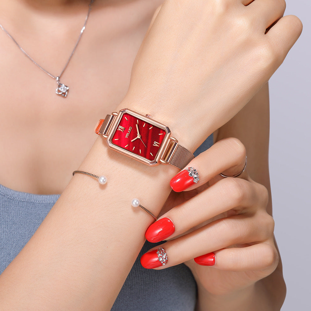 Fashion New Ladies Watch Alloy Mesh Belt Small Green Watch Korean Version