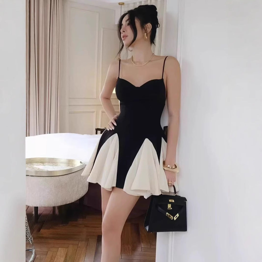 Romantic French Style Black And White Color-block Sling Dress Niche Elegant Slimming Seaside Gentle Hot Girl Dress